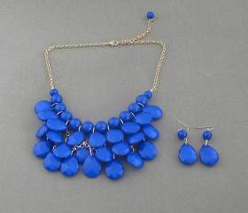 Sale 2013 Bright blue Beadwork bib necklace,Teardrop-shaped necklace, bubble necklace,bib Bubble Necklace,drape bib necklace