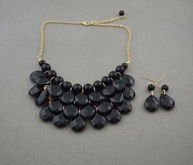 Sale 2013 black Beadwork bib necklace,Teardrop-shaped necklace, bubble necklace,bib Bubble Necklace,drape bib necklace