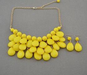 Sale 2013 yellow Beadwork bib necklace,Teardrop-shaped necklace, bubble necklace,bib Bubble Necklace,drape bib necklace